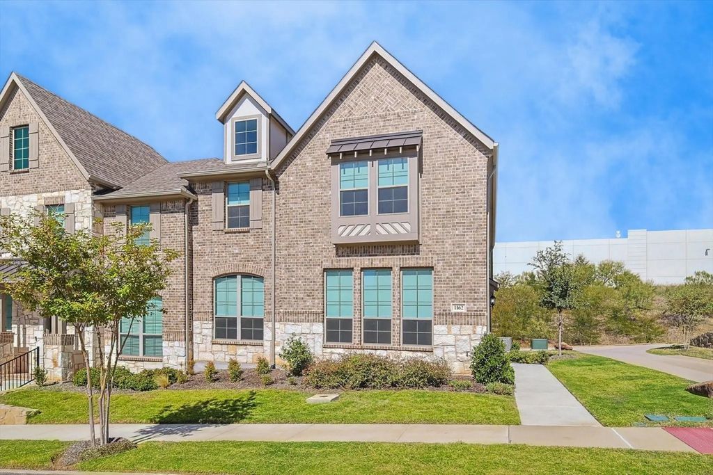 1162 Lake City Avenue, Flower Mound