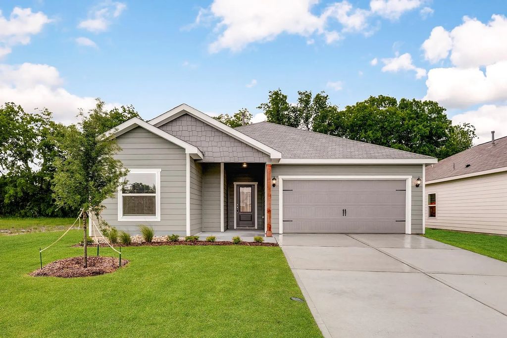 112 Southgate Drive, Terrell