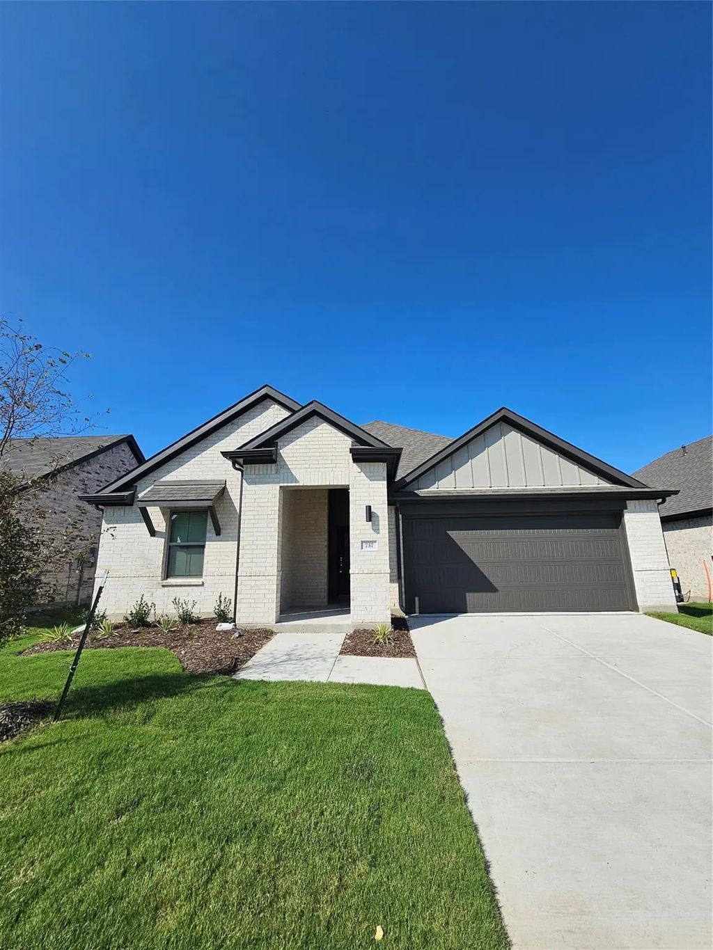 737 Poppy Lane, Lavon