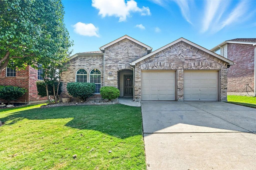 12541 Panorama Drive, Fort Worth