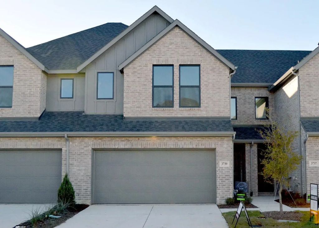 3739 Pierce Lane, Grand Prairie
