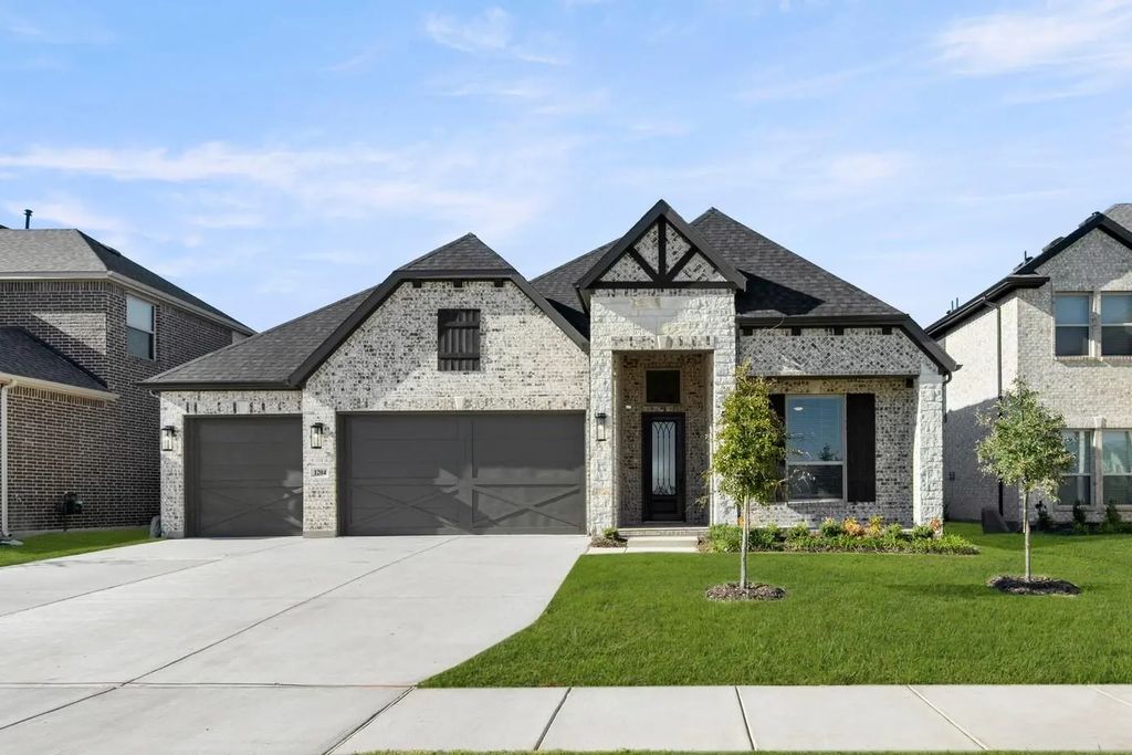 1204 Flock Drive, Mansfield