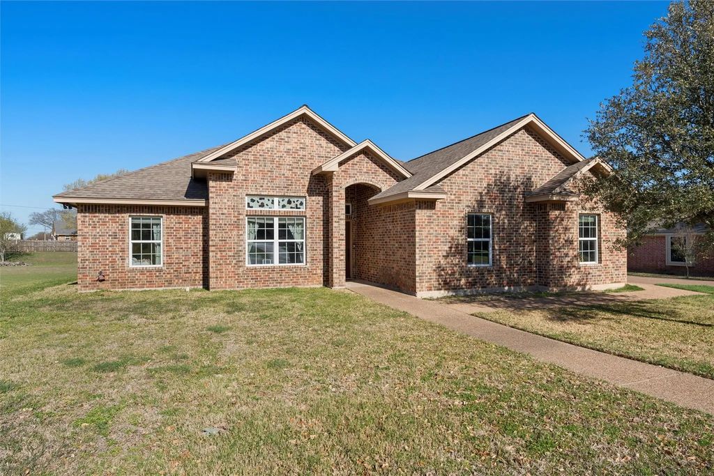516 Celeste Drive, Robinson