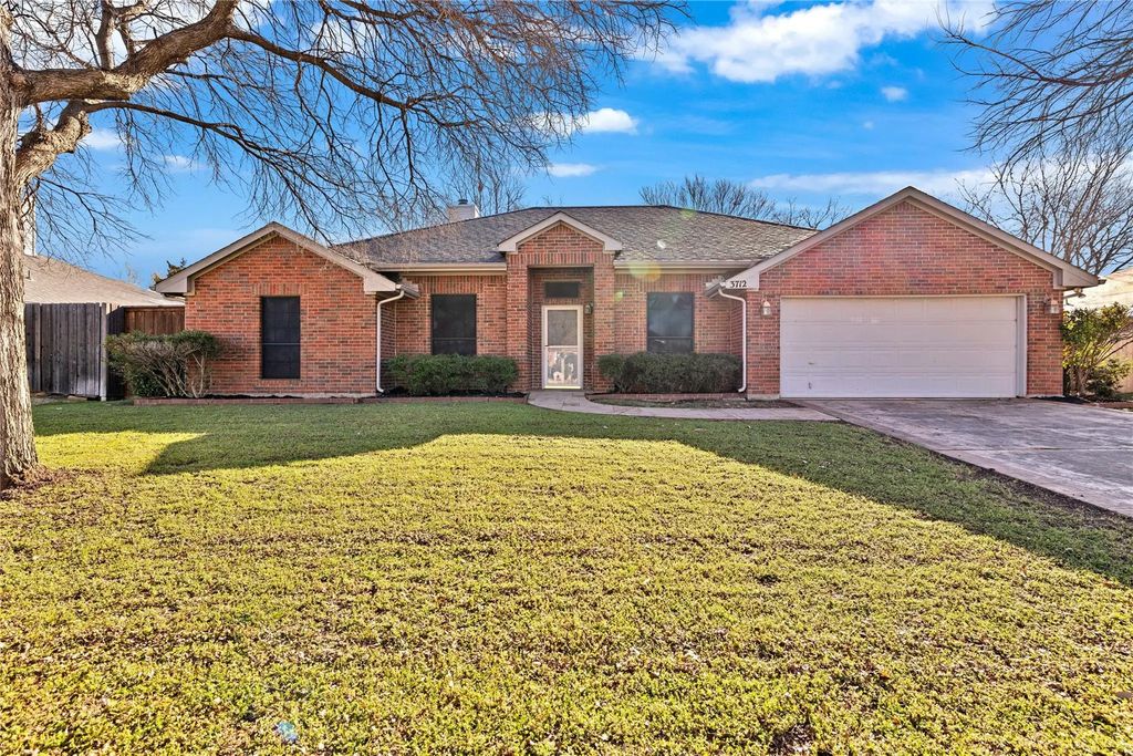 3712 Calvert Lane, Denton