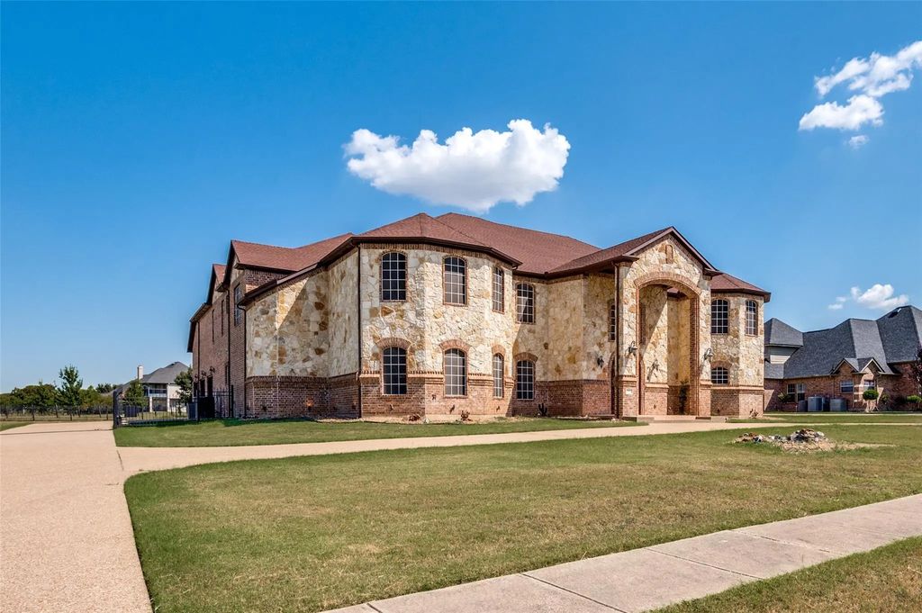 2507 Waterstone Drive, Cedar Hill