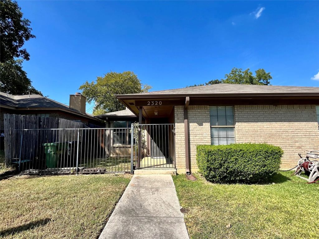 2320 Miguel Lane, Arlington
