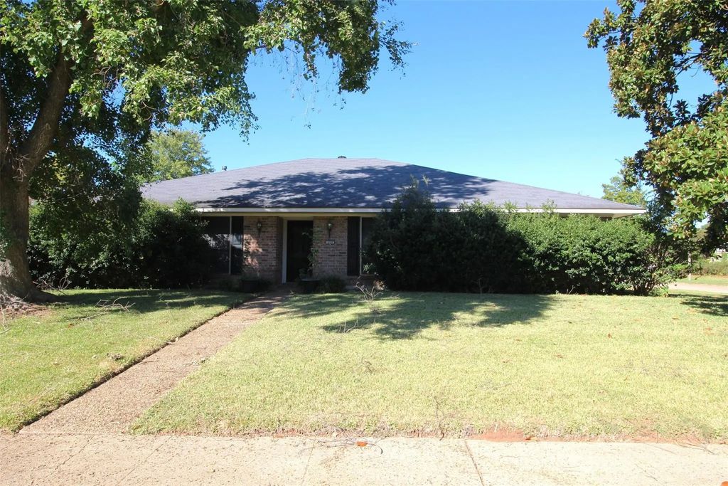 600 Rock Hollow Drive, Shreveport