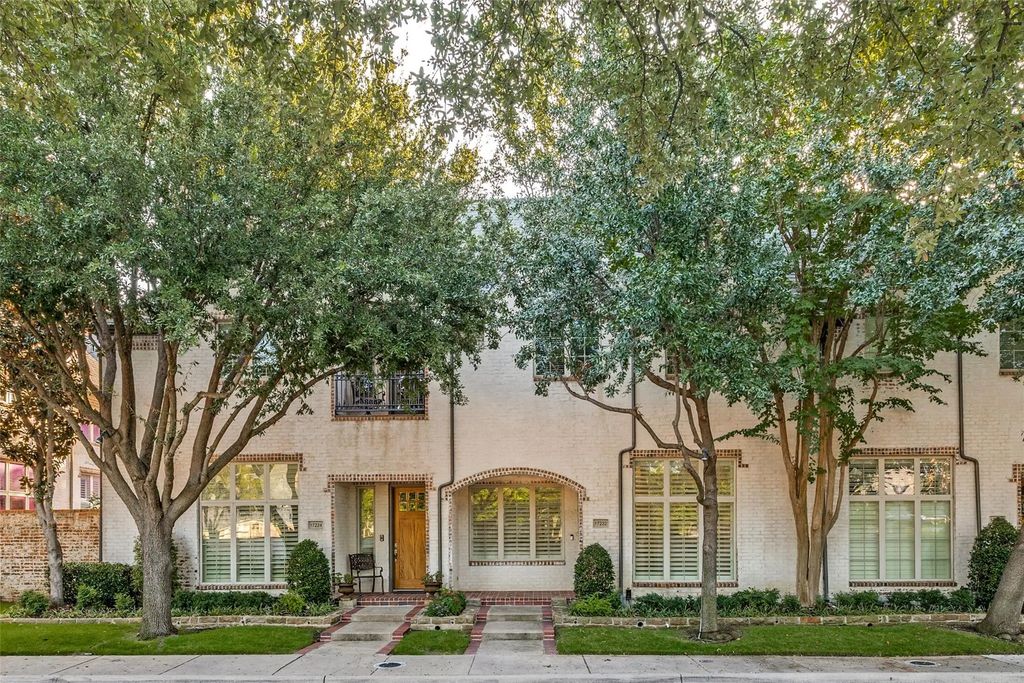 17222 Nailsworth Way, Dallas