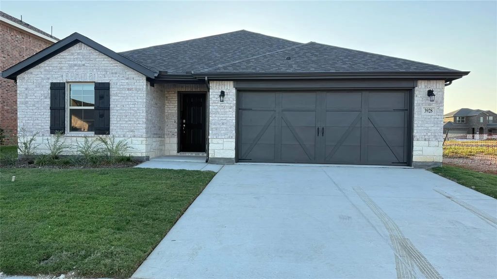 3928 Limestone Bluff Drive, Celina