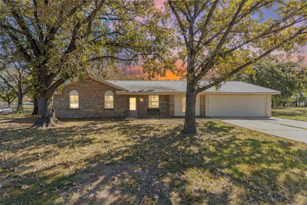 511 S Mill Street, Cumby