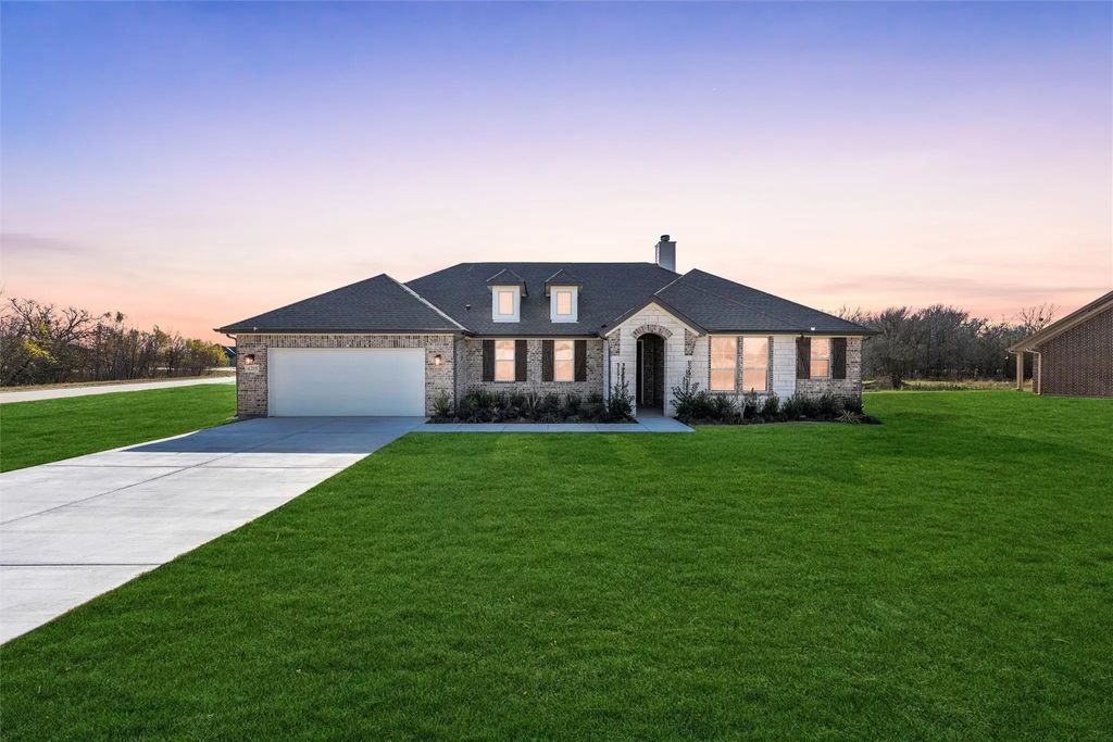 4295 Southern Oaks Drive, Royse City
