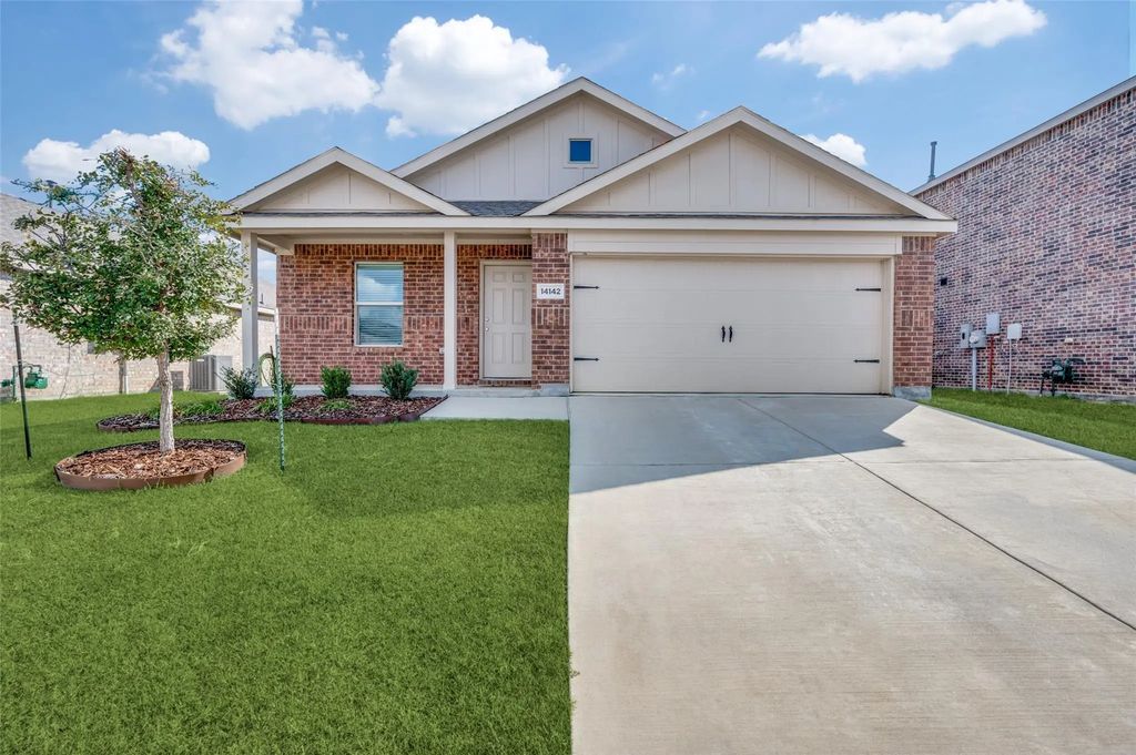14142 Birch Farm Drive, Pilot Point