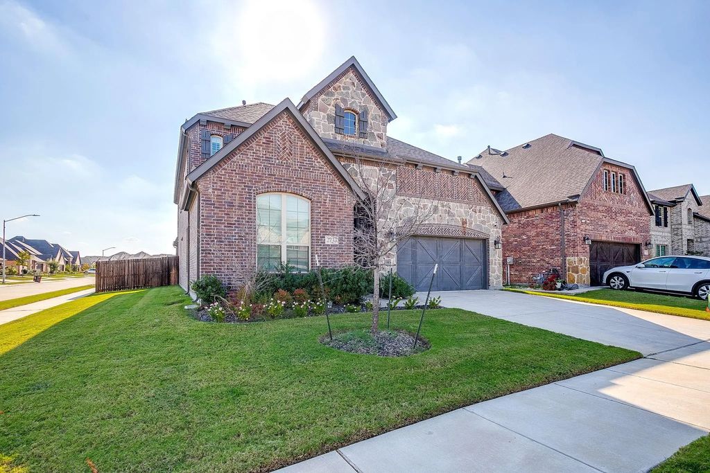 2733 Stadium View Drive, Fort Worth