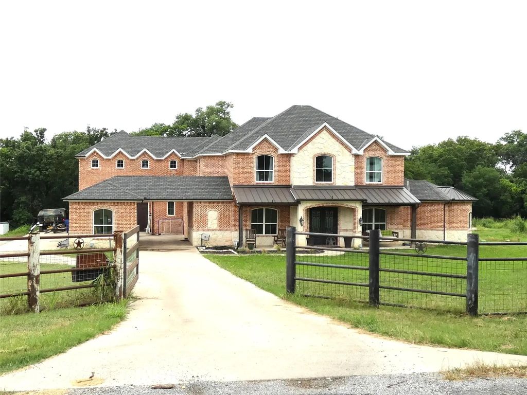 1851 Durning Road, Van Alstyne