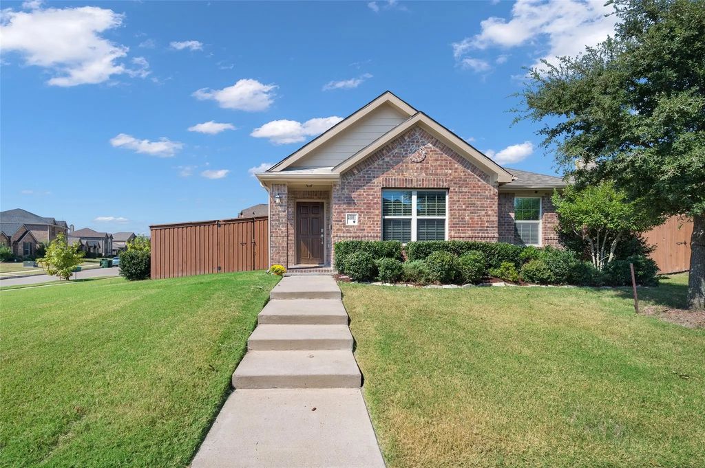 4001 Rain Lilly Drive, Forney