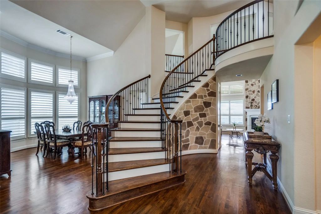 3548 Acropolis Way, Plano