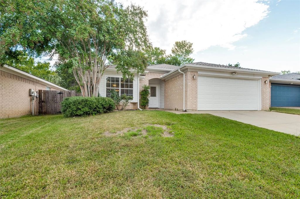 5907 Fawn Meadow Trail, Arlington