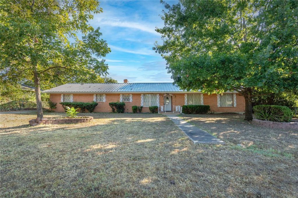 1007 Bosque, Meridian