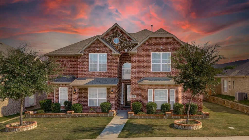 1518 E Oates Road, Garland