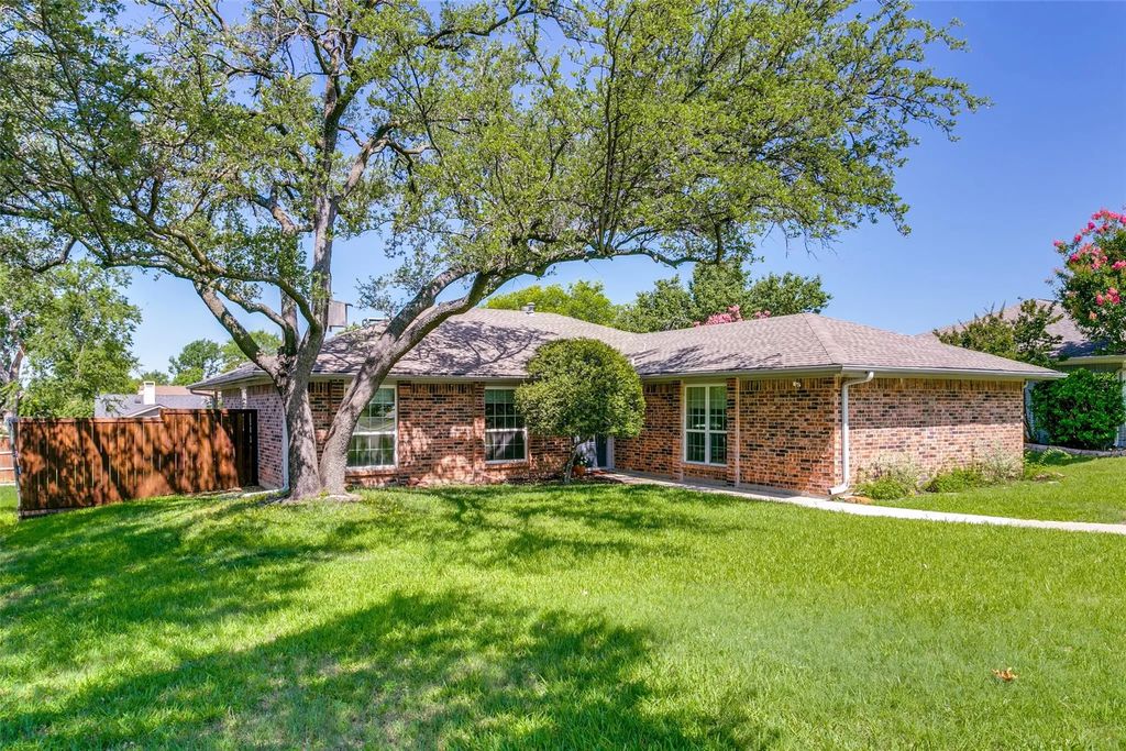 3707 Grasmere Drive, Carrollton