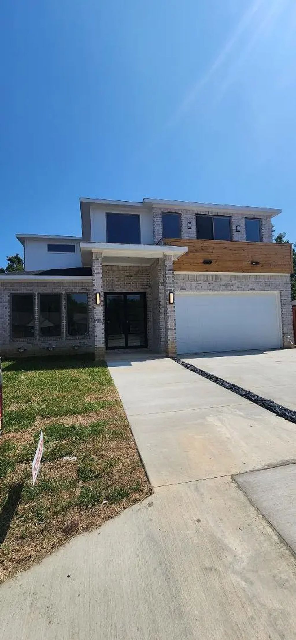 3338 Sylvan Avenue, Dallas