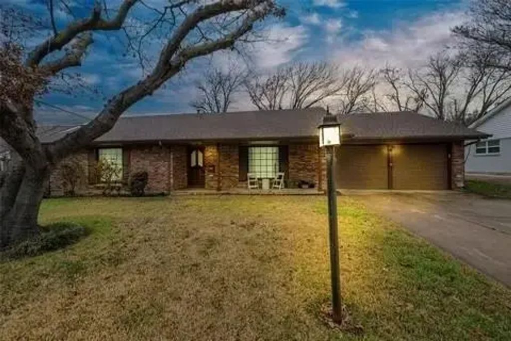 6016 Wormar Avenue, Fort Worth