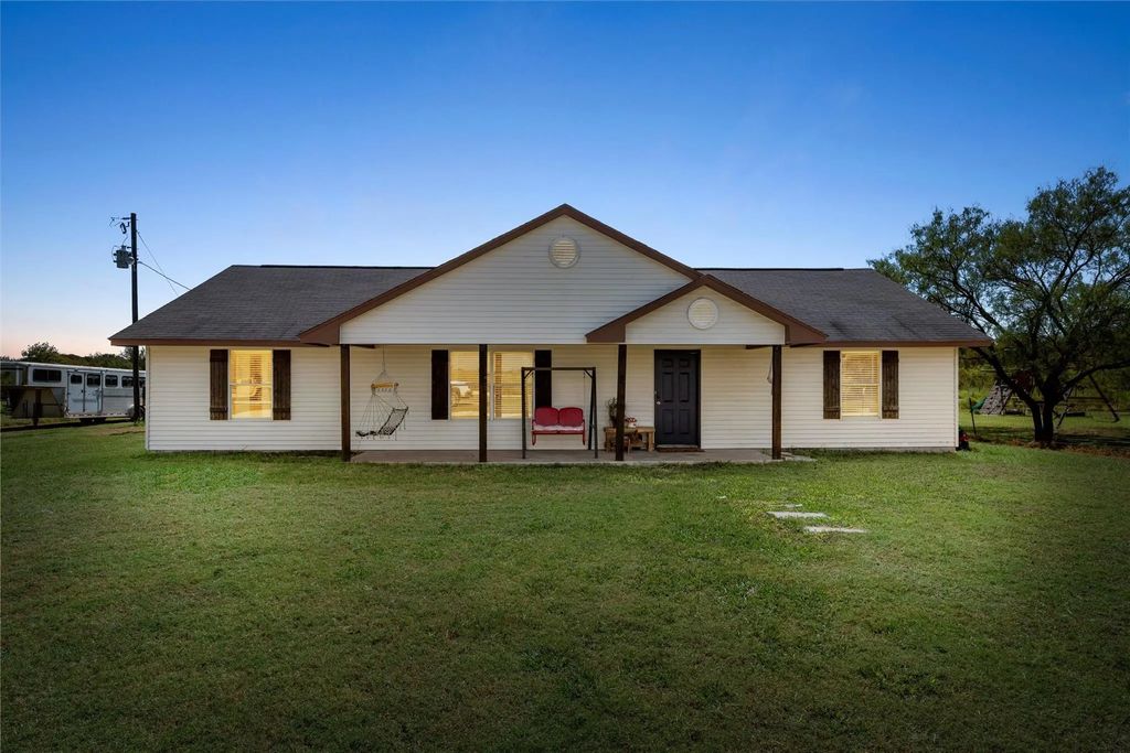 402 Hcr 3241, Mount Calm