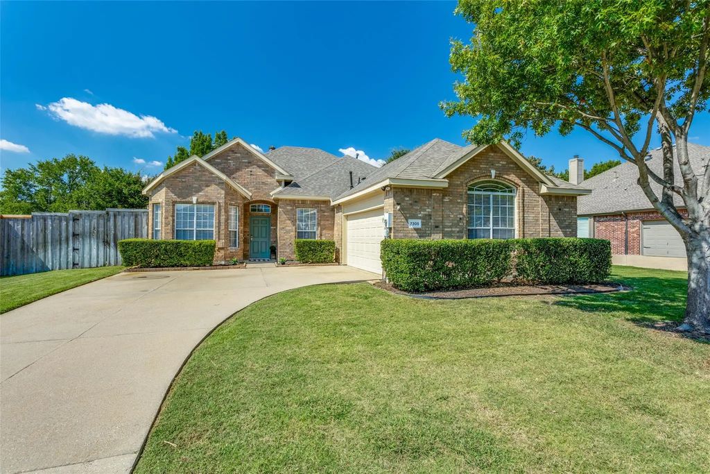 7305 Fieldlark Drive, Sachse