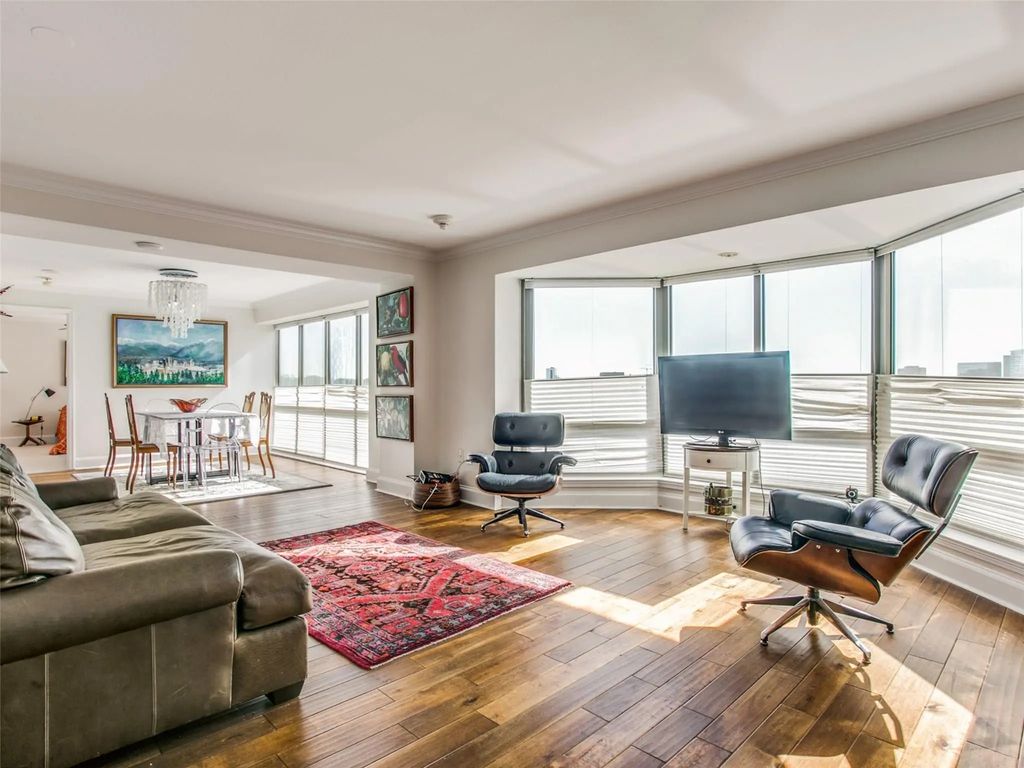4242 Lomo Alto Drive N72, Highland Park