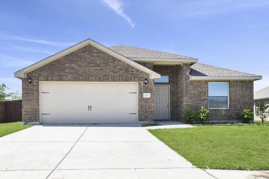 4713 Joshua Drive, Sanger