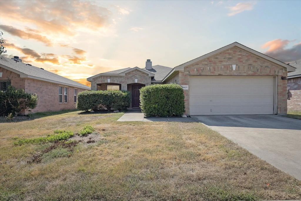 10025 Cougar Trail, Fort Worth