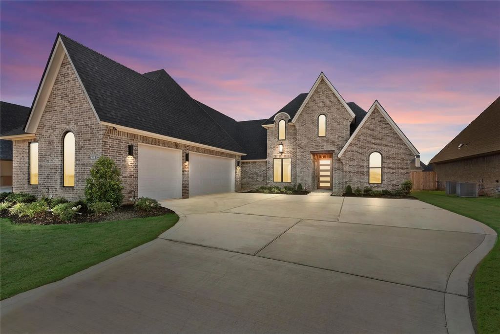 608 Danube Circle, Bossier City