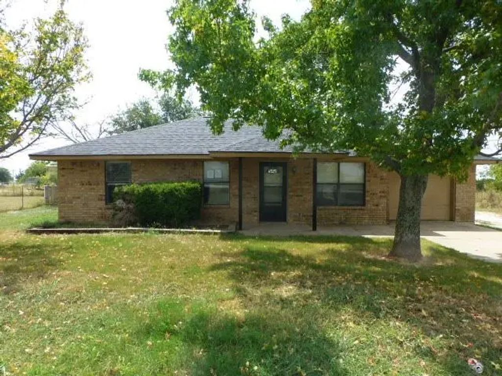 309 Old Agnes Road, Weatherford