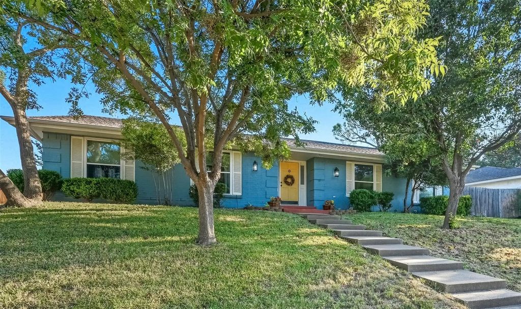 3413 Country Club Road, Pantego