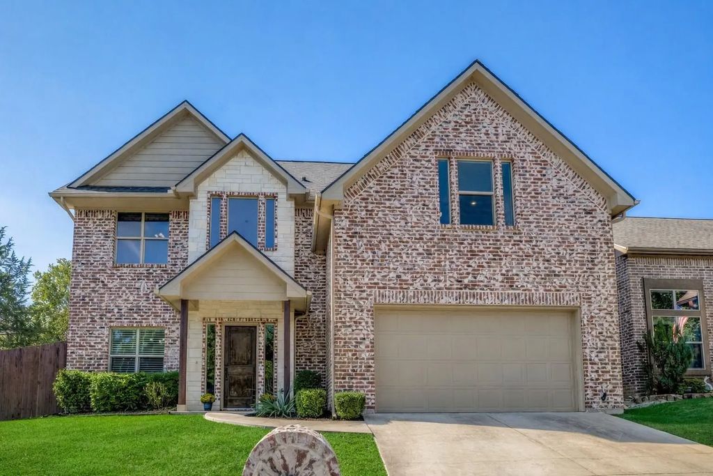 208 Greenway Bend, Pottsboro