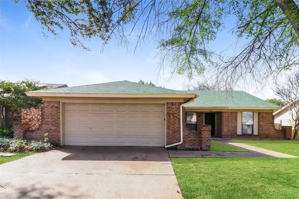 3105 Highlawn Terrace, Fort Worth
