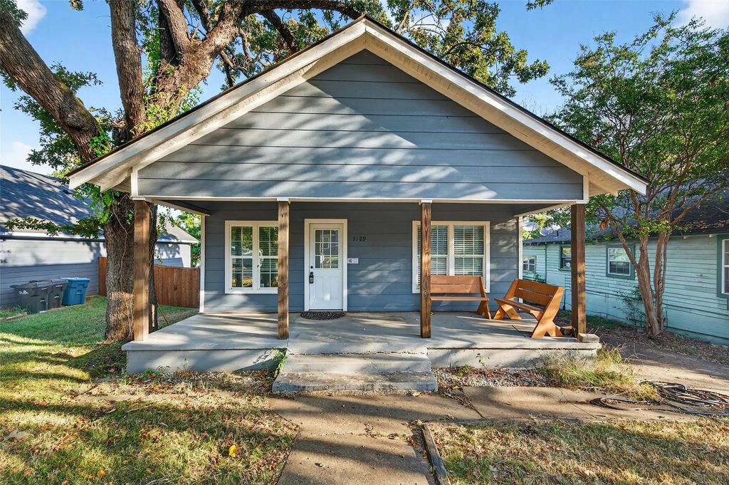 1129 W Owings Street, Denison