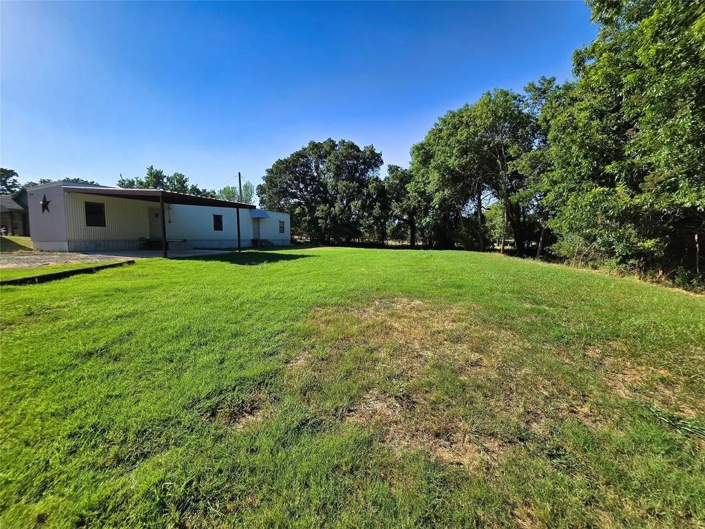 1014 E 3rd Street, Weatherford