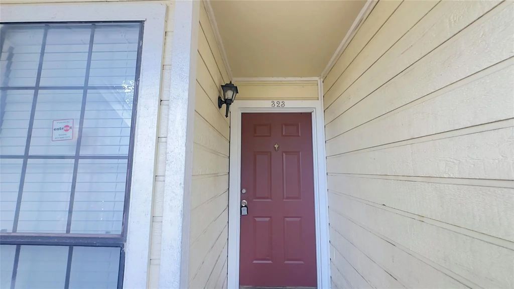 9601 Forest Lane 323, Dallas