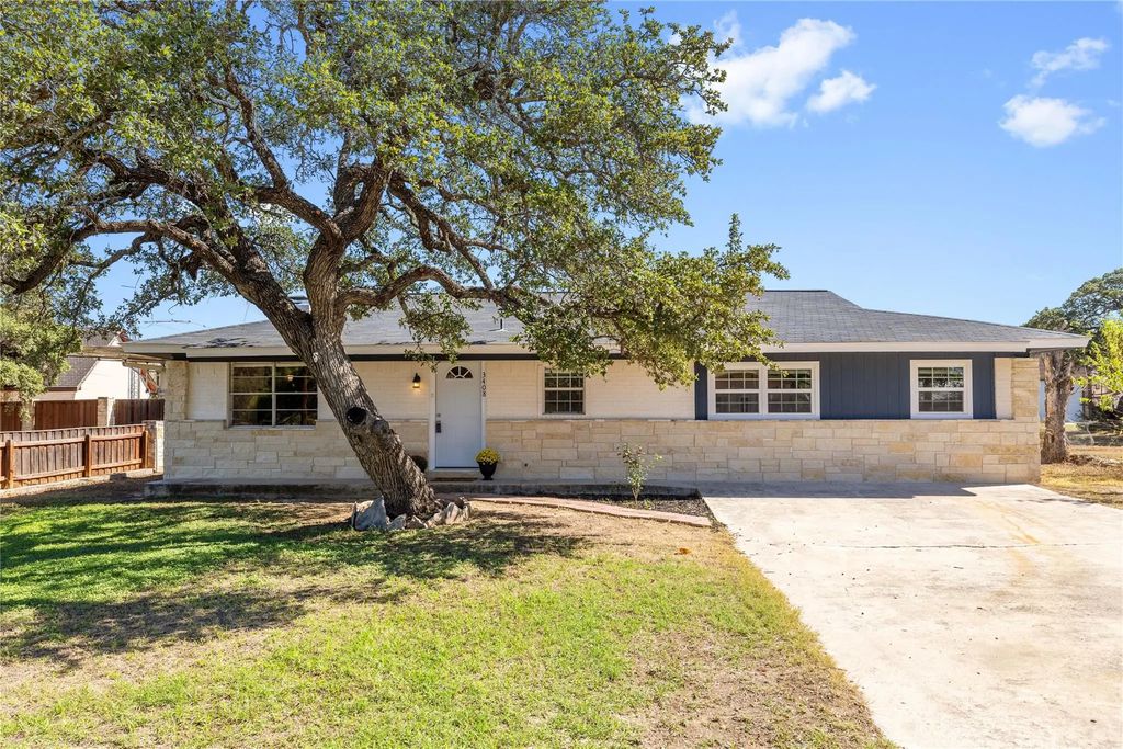 3408 Durham Avenue, Brownwood