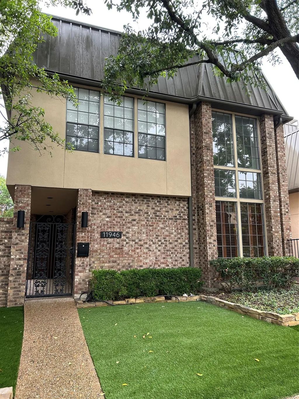 11946 Tavel Circle, Dallas