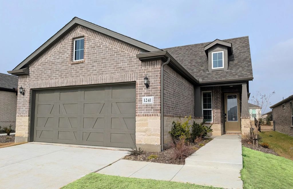 1241 Bogart Way, Celina