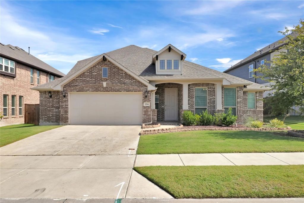 1204 Sagewood Drive, Justin