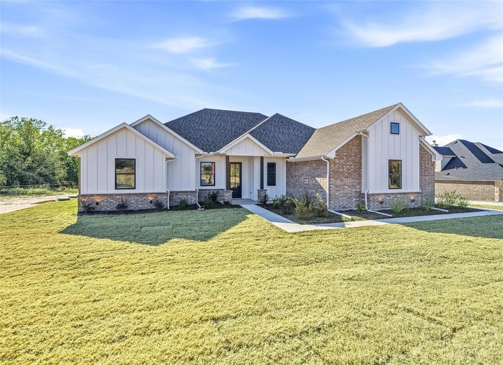 151 Rj Smith Drive, Boyd