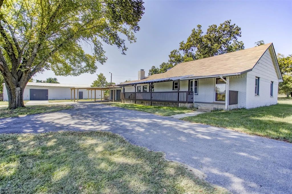 2300 Conveyor Drive, Burleson