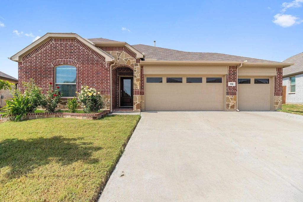 1113 Cropout Way, Fort Worth