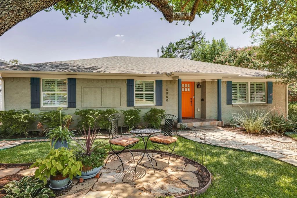 10868 Caprock Circle, Dallas