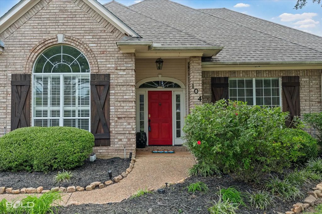 104 Oxford Circle, Bossier City
