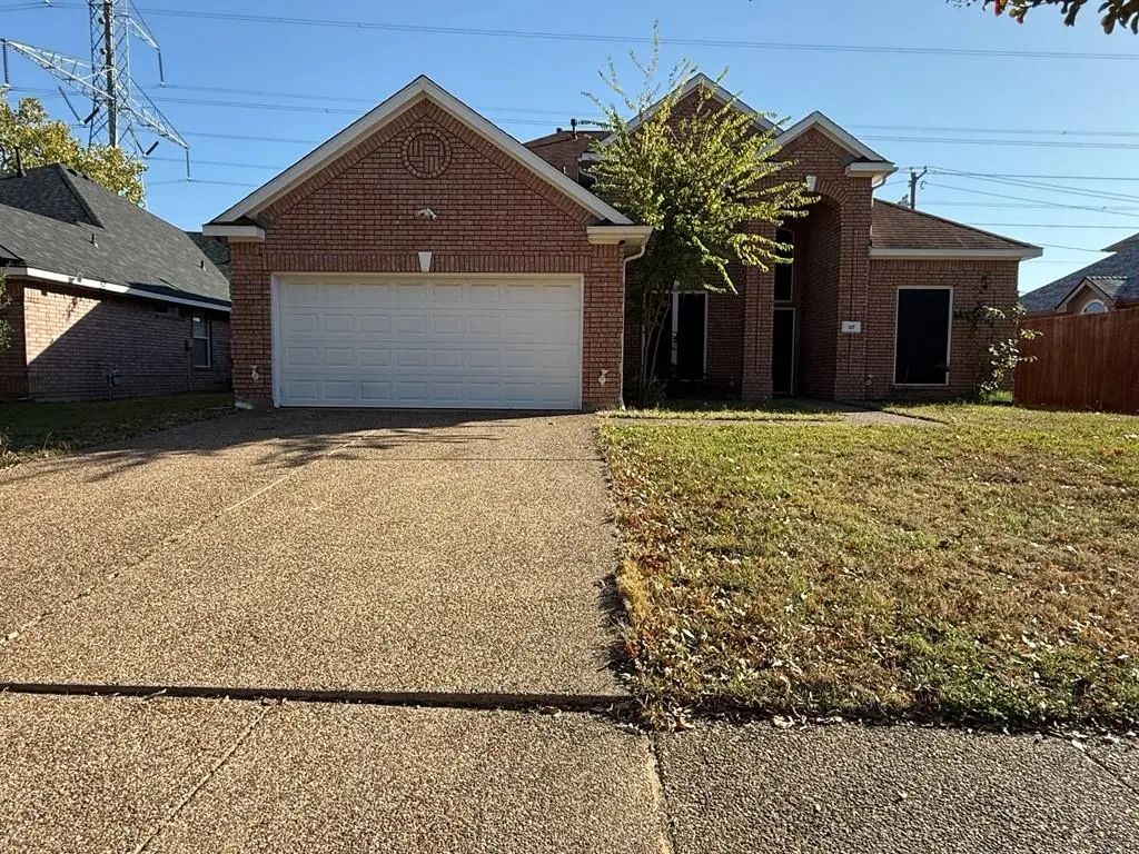 117 Hanover Street, Grand Prairie