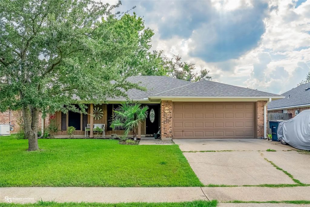 5709 Bluebonnett Drive, Bossier City